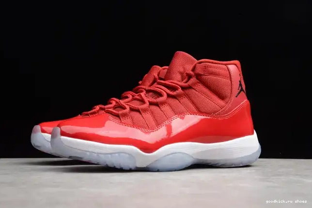 RetroGym 11 Red Air Jordan 378037-623 0524
